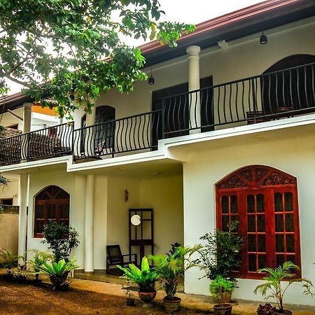 Nivahana Homestay Канди Экстерьер фото