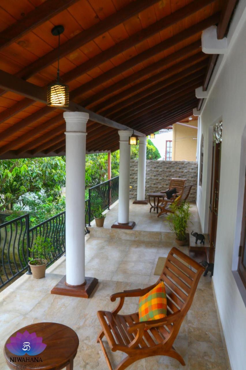 Nivahana Homestay Канди Экстерьер фото