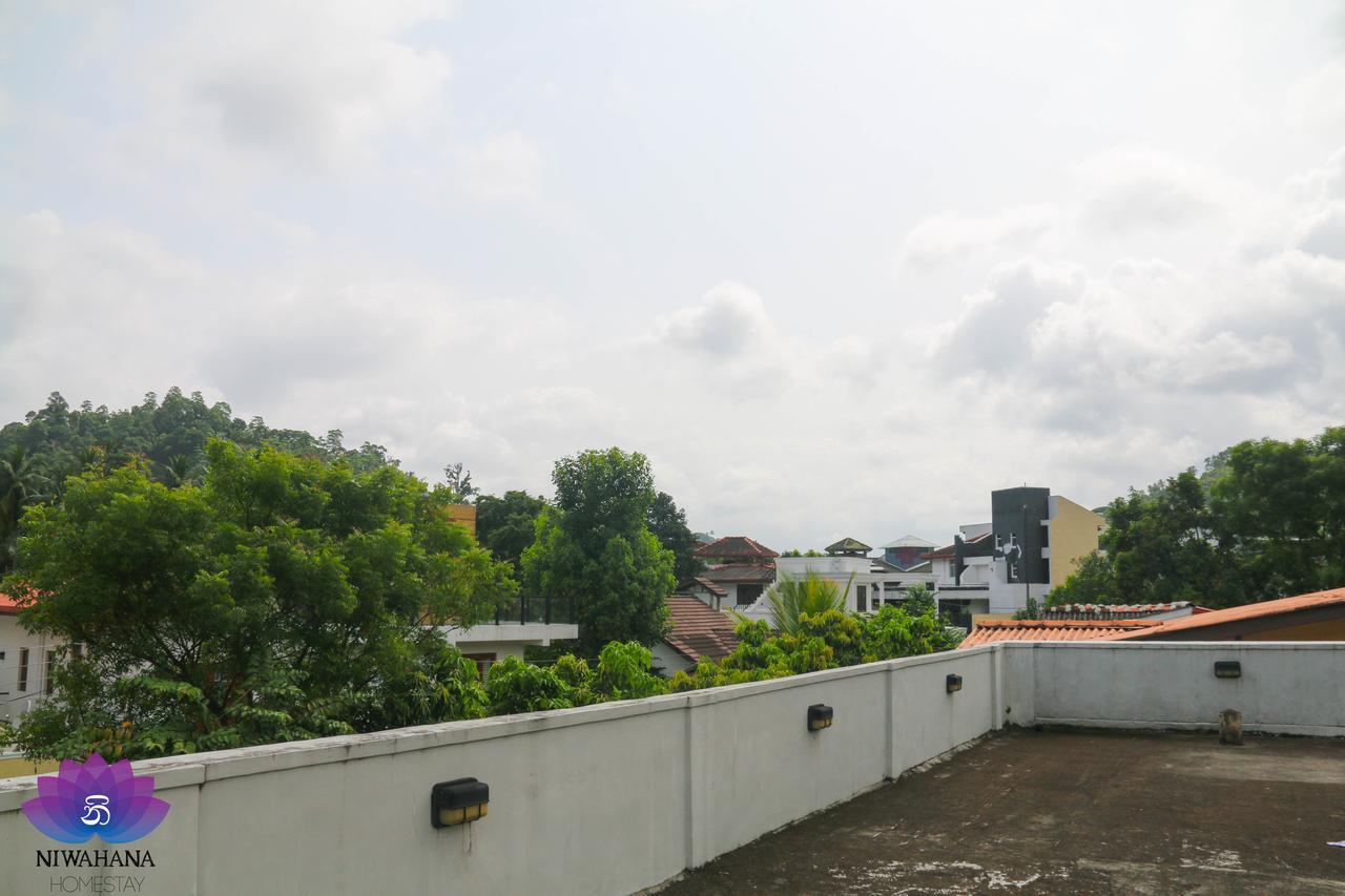 Nivahana Homestay Канди Экстерьер фото